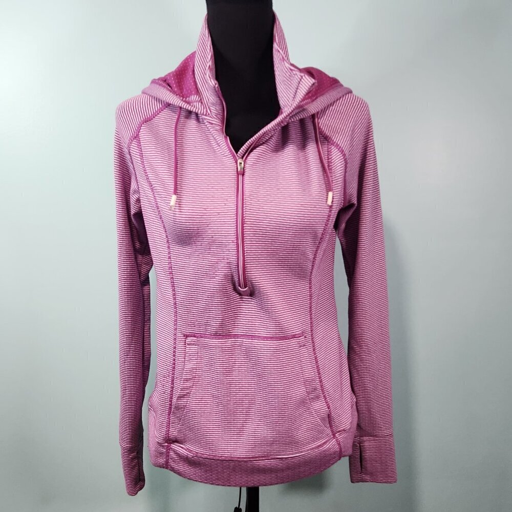 Tangerine 3/4 Zip Hooded Athletic Jacket. Purple Stripes Medium
Lot I
